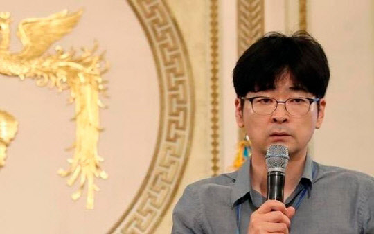 ‘버닝썬’ 김상교, ‘물어버리겠다’는 탁현민 직격…“어디다 국민을 협박하니”